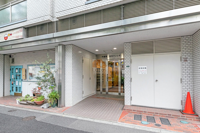 中銀第２音羽マンシオンエントランス１