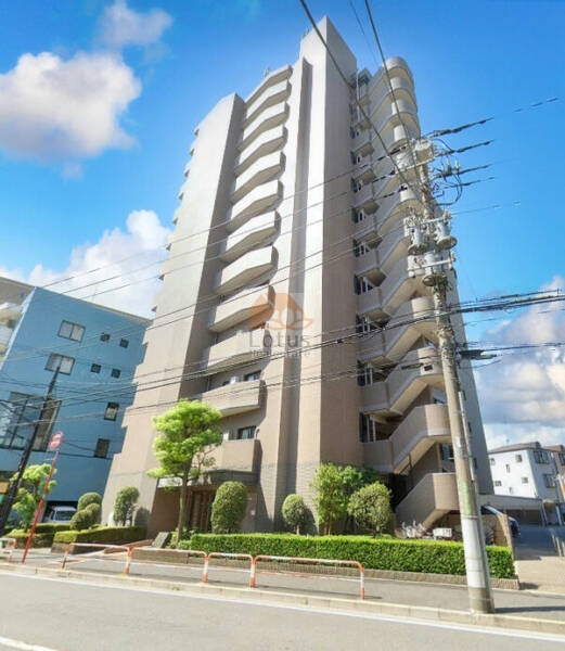 バームステージ梅島外観１｜バームステージ梅島は平成11年築、9階建てのマンションです。