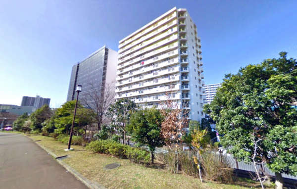 アーバンメゾン東大島外観１｜アーバンメゾン東大島は平成１年築、１５階建てのマンションです。大島小松川公園が目の前にあります。