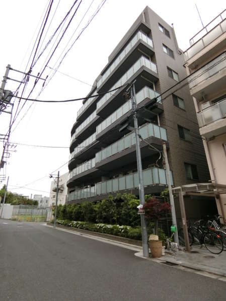 プレシス文京小石川静穏の杜外観・共用部1｜プレシス文京小石川静穏の杜は平成２９年築の７階建てのマンションです。「後楽園」駅、「春日」駅から徒歩１０分程の閑静な住宅地にあります。