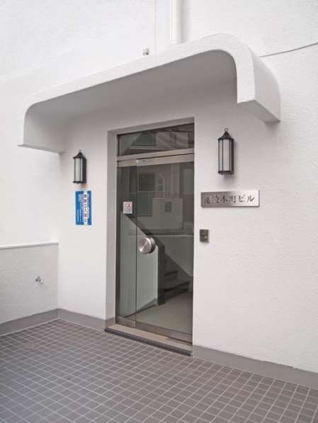 池袋本町ビル外観1｜エントランスです。