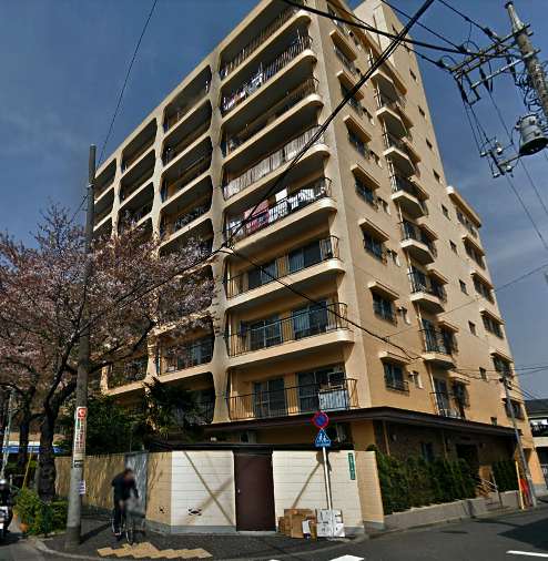 日商岩井哲学堂マンション外観３｜日商岩井哲学堂マンションは９階建て、江古田公園前にあります。