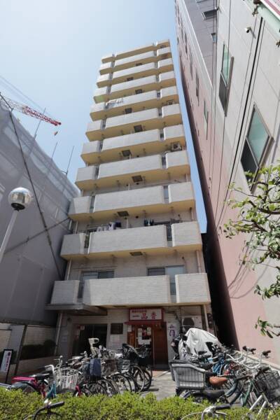 ダイアパレス錦糸町第２外観2｜三つ目通り沿いなのでにぎやかですが、いささか騒音の感じも否めません。