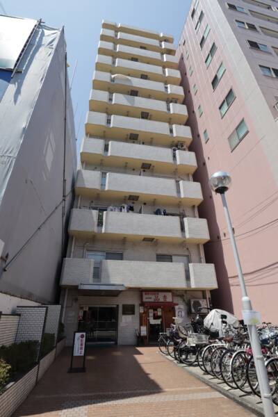 ダイアパレス錦糸町第２外観1｜ダイアパレス錦糸町第２は昭和５６年築、１１階建てのマンションです。三つ目通り沿いに立地します。