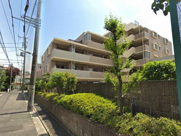セザール駒込外観２｜建物北西側は西ヶ原一丁目児童遊園に隣接しています。