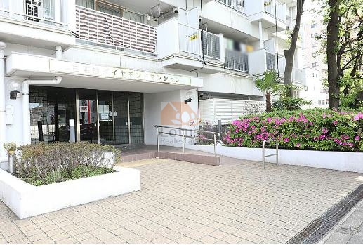 白亜館ダイヤモンドマンションエントランス２