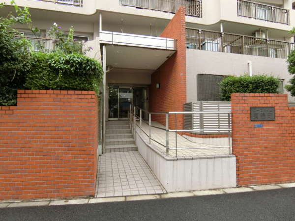 ローズハイム東陽町外観共用部3｜エントランスです。