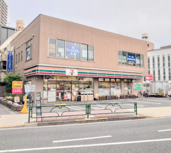 セブンイレブン 練馬大泉学園駅北店｜徒歩3分に「セブンイレブン 練馬大泉学園駅北店」があります。