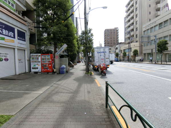 ＧＨマンションアプローチ1-2｜物件から最も近い出口はＢ１出口です。出口は四ツ目通りのところにあります。これを南下します。錦糸町方面に向かいます。
