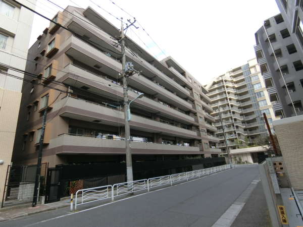 クレストフォルム南砂外観共用部｜南側の外観です。