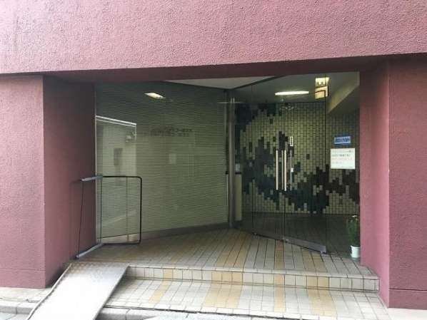 ニュー高円寺コーポラス共用部4｜エントランスです。