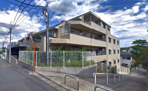 ダイナシティ城北中央公園外観４｜ダイナシティ城北中央公園は平成１８年築の５階建てです。閑静な住宅地の高台に建つマンションです。