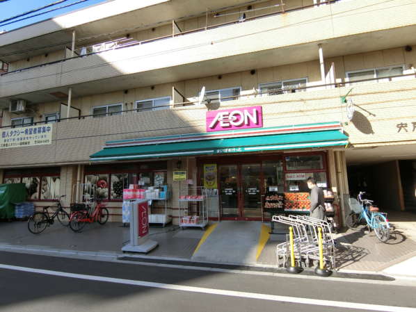CIMG7083｜マンションのおおむね道路の反対側にまいばすけっとがあり便利です。