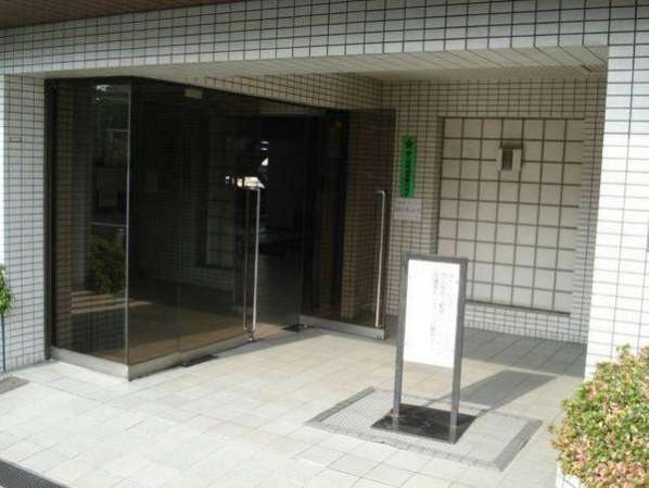 亀戸天神リリエンハイムエントランス｜エントランスです。
