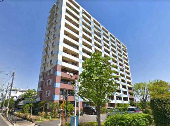 ダイアパレスラ・セーヌ小台公園外観１｜南側は隅田川に面して対岸のあらかわ遊園の観覧車、スイカツリー、隅田川と広い空が見える気持ちの良いマンションです。