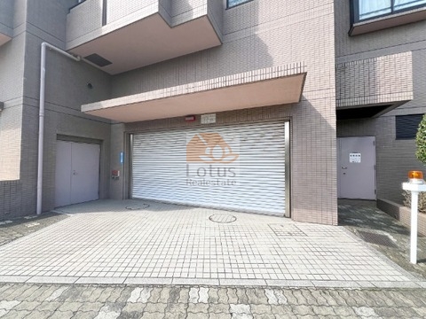 コート赤羽駐車