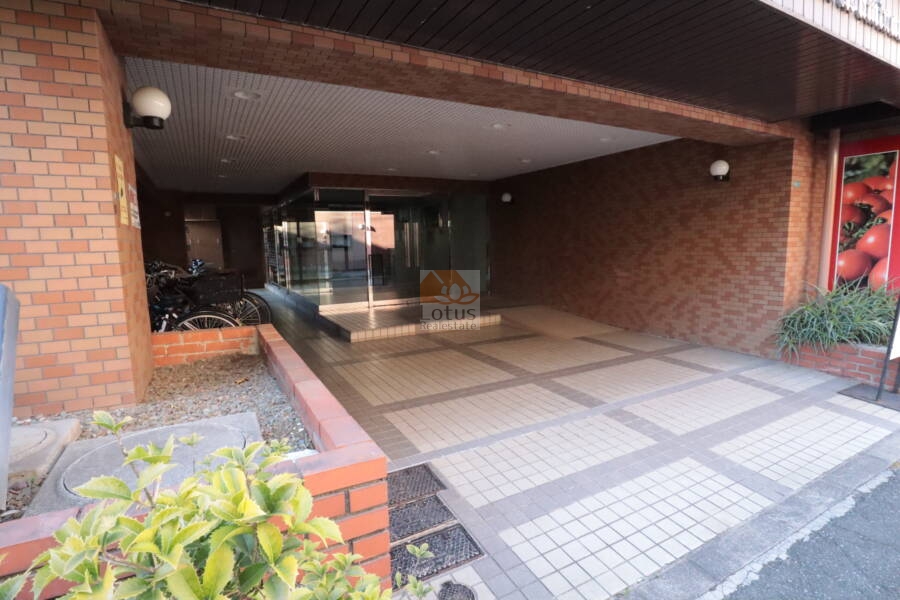 ライオンズマンション新小岩南エントランス2