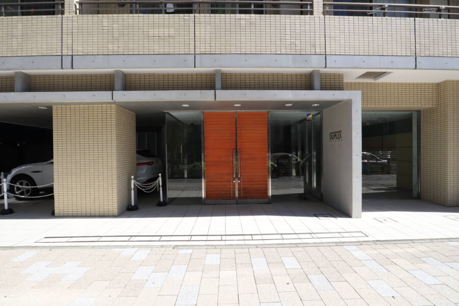 東日本橋デュープレックスポーションエントランス｜エントランスは清杉通り側にあります。
