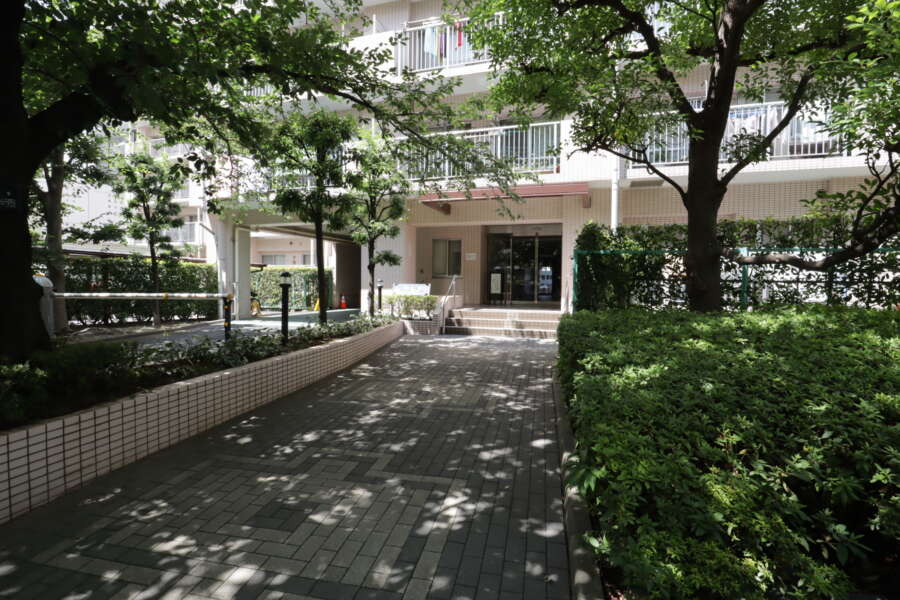 東急ドエルアルス千住エントランス2｜エントランスです。