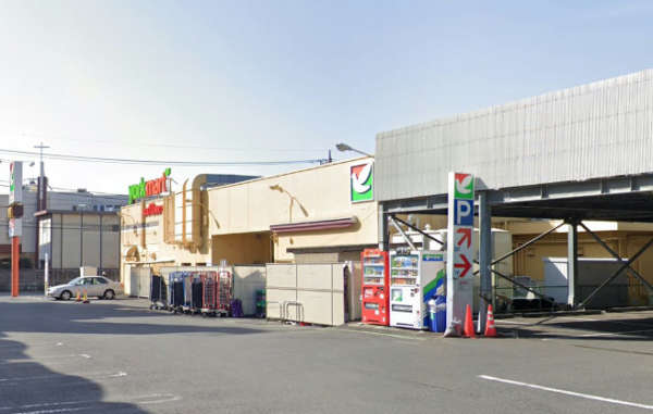 井荻ローヤルコーポ-ヨークマート石神井店｜「ヨークマート石神井店」まで徒歩５分です。