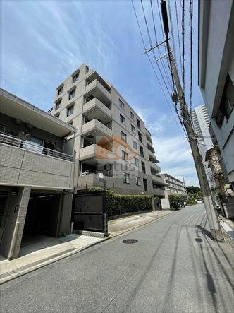 クレストフォルム向島外観５｜クレストフォルム向島は、平成12年築、7階建てのマンションです。