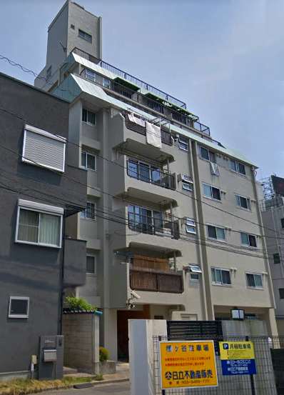 パラスト幡ヶ谷外観２｜大通りから一歩入った住宅地にあります。