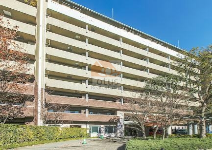 ファミールグラン高井戸デュープレックス外観｜ファミールグラン高井戸デュープレックスは平成10年築、9階建てのマンションです。