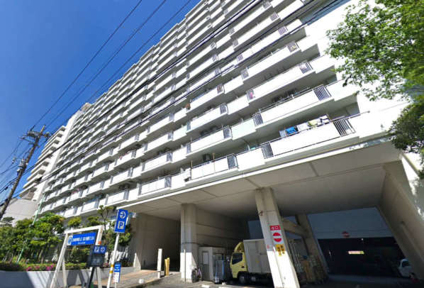 グリーンヒル西葛西二号館外観｜グリーンヒル西葛西は昭和５６年築１４階建ての大規模マンションです。１号棟と２号棟があります。