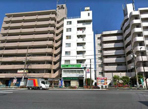 向島マンション外観１｜向島マンションは８階建てのマンションです。隅堤通りに面していて「東向島」駅からは徒歩９分です。