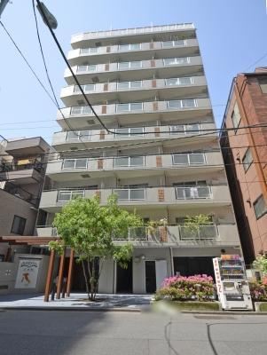 ラヴェンナ日本橋外観｜ラヴェンナ日本橋は平成９年築の１１階建てのマンションです。「水天宮前」駅から徒歩２分、大通りに面していない立地です。人形町、茅場町も徒歩圏内で便利です。