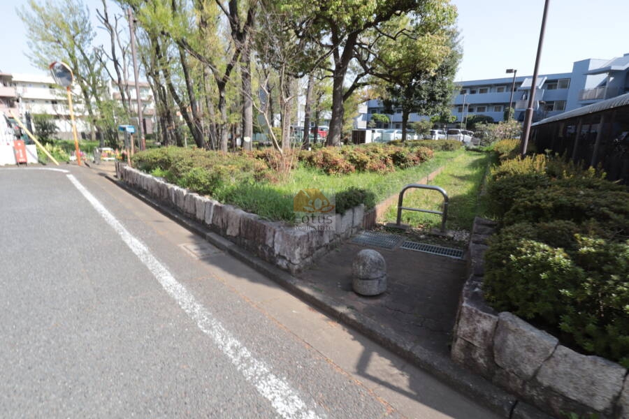 武蔵関ハイム隣接公園