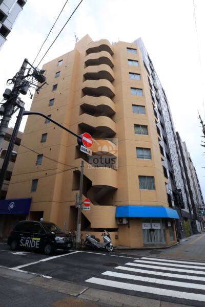 プチモンド上野外観1