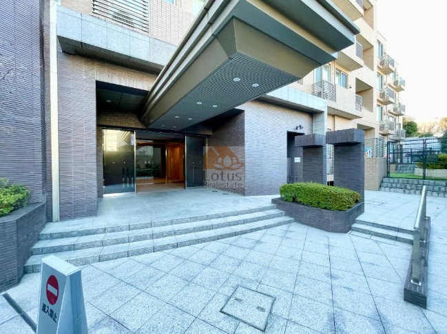 アルス文京目白台エントランス２