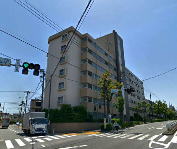 パシフィック江古田マンション外観２｜パシフィック江古田マンションは７階建ての中規模マンションです。環七通りを背に建っています。新桜台駅から徒歩5分です。