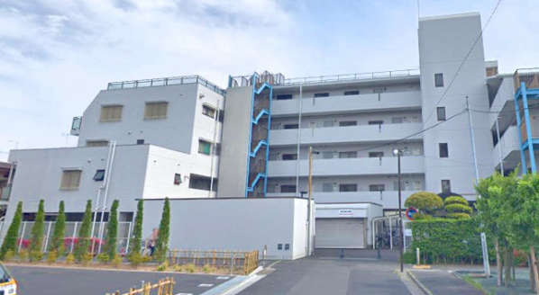 ビクセル立石外観２｜ビクセル立石は平成元年築、地上５階建てのマンションです。スーパーや区役所が近くにあり便利です。