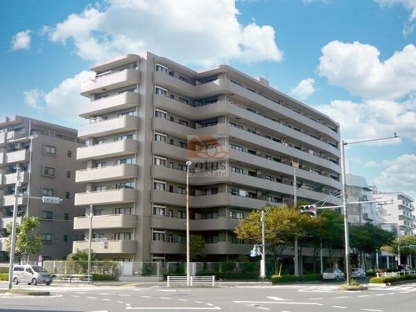 コスモ葛西シティフォルム (1)｜コスモ葛西シティフォルムは平成７年築、9階建てのマンションです。