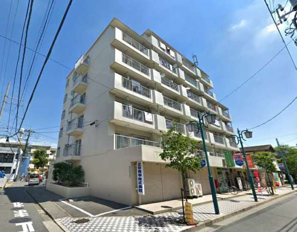 グリーンパーク第四五反野外観１｜グリーンパーク第４五反野は７階建てのマンションです。五反野駅から徒歩９分です。