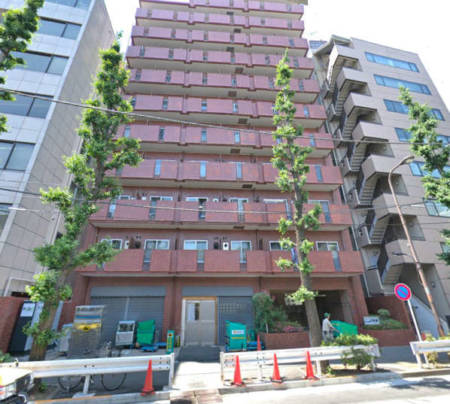 アンバサダー六本木外観２｜アンバサダー六本木は11階建てのマンションです。麻布通り沿いにあります。六本木一丁目駅、六本木駅が徒歩圏内です。