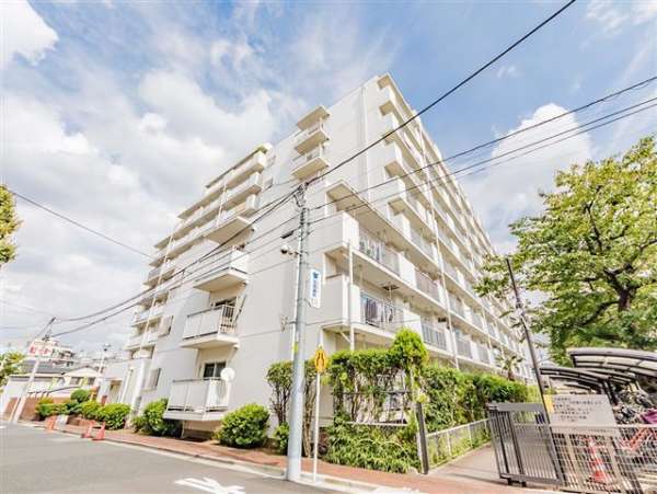 グリーンコーポ町屋外観２｜グリーンコーポ町屋は昭和54年築、10階建てのマンションです。町屋駅に近くて便利です。