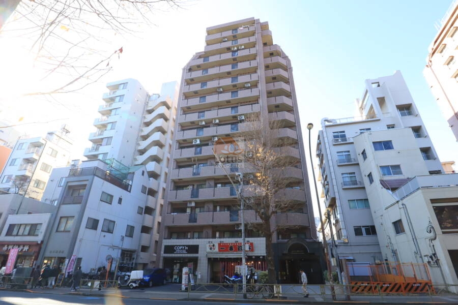 ライオンズマンション東大赤門外観1｜ライオンズマンション東大赤門前は平成１０年築の１４階建てのマンションです。
