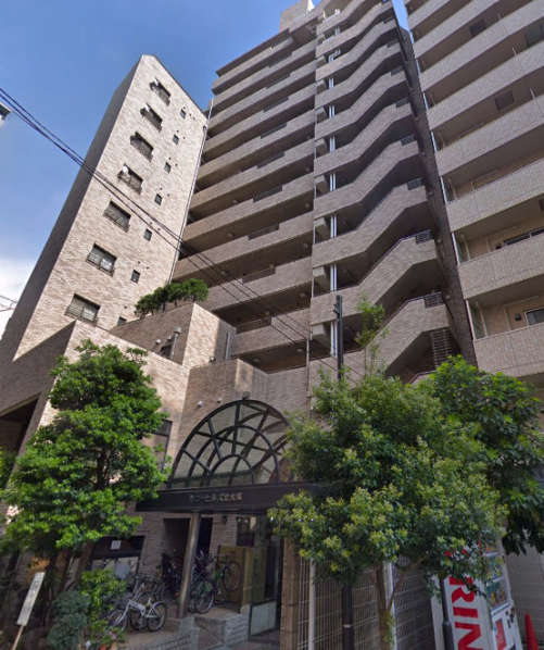 サニーヒルズ北大塚外観１｜エントランスはオートロックで安心です。