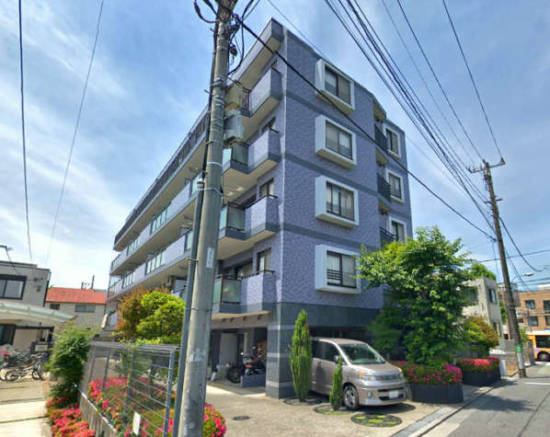 セザール高井戸ガーデン外観１｜セザール高井戸ガーデンは平成１０年完成の５階建てマンションです。高井戸駅から徒歩４分、環八通り沿いを一歩入った立地です。