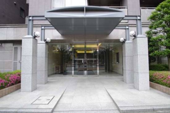 ビラカーサ四谷四丁目2｜エントランスです。