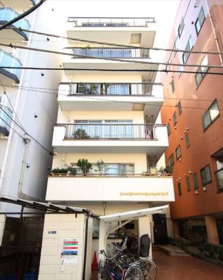 ライオンズマンション両国第３外観１｜ライオンズマンション両国第３は６階建てのマンションです。北斎通りから一本入った静かな住環境です。