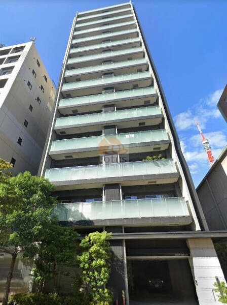 クラッシィスイート・ジオ東麻布は平成25年築、14階建てのマンションです。
環状三号線に面していて、大江戸線「赤羽橋」駅から徒歩1分です。