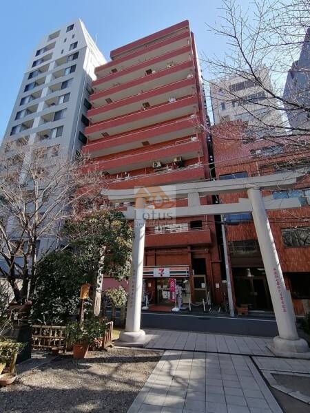 蔵前ハイム外観 (18)｜蔵前神社が目の前にあります。