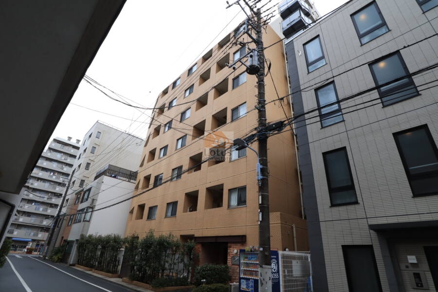 プレールドゥーク上野ノース外観1