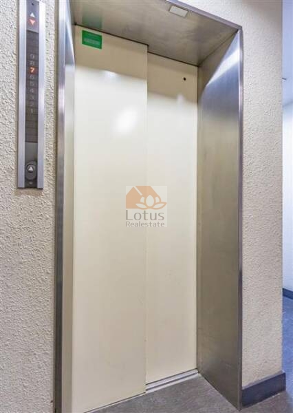 ジャルダン根岸共用部１｜エレベーターも完備されております。