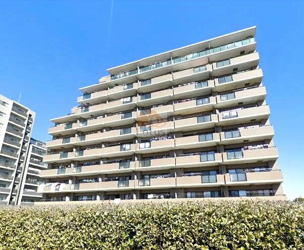 アルファグランデ一之江弐番街は、1997年（平成9年）2月に建てられた10階建てのマンションです。