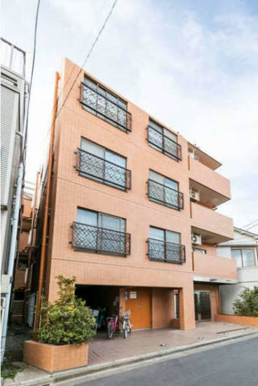 レジェンド押上は平成４年築の４階建てマンションです。周辺は静かで入り組んだ住宅街です。